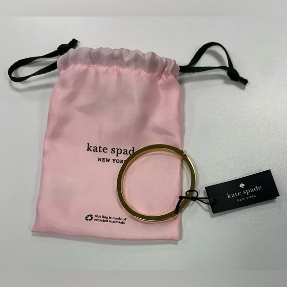 NWT Kate Spade The Spade Enamel Hinged Bangle Gold and Green - Picture 2 of 6